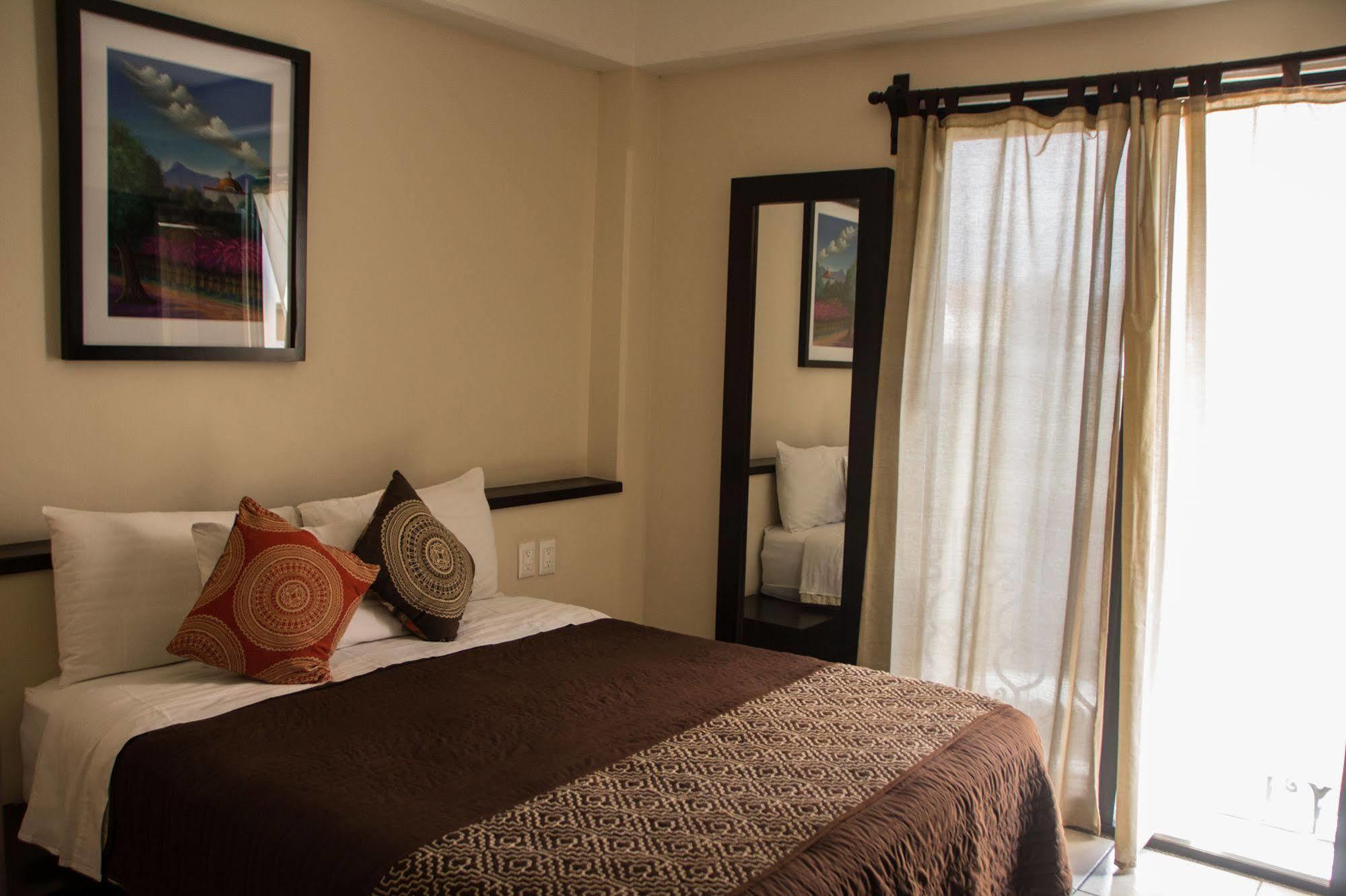 Mayis Hotel 3*