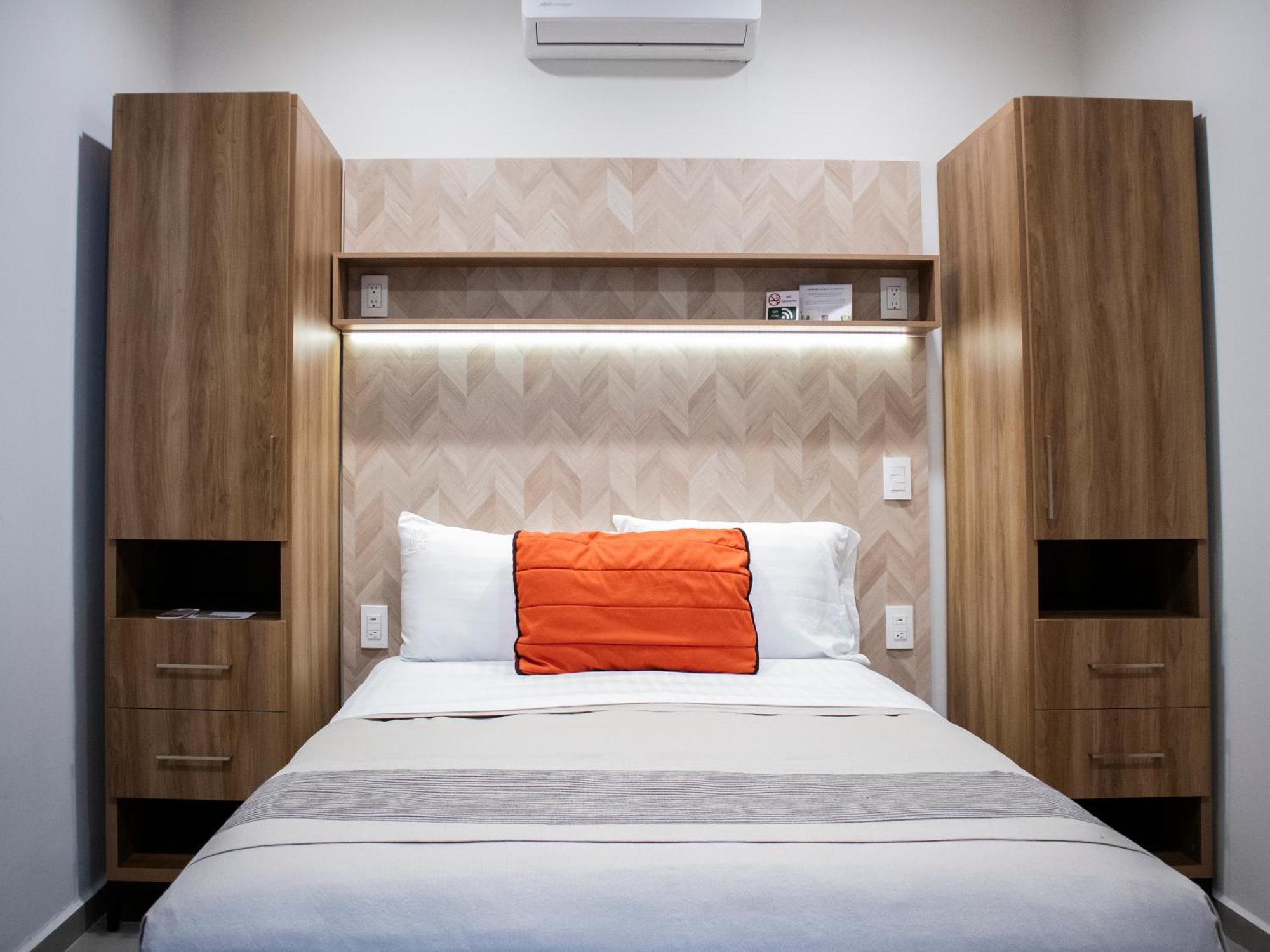 Mayis Hotel